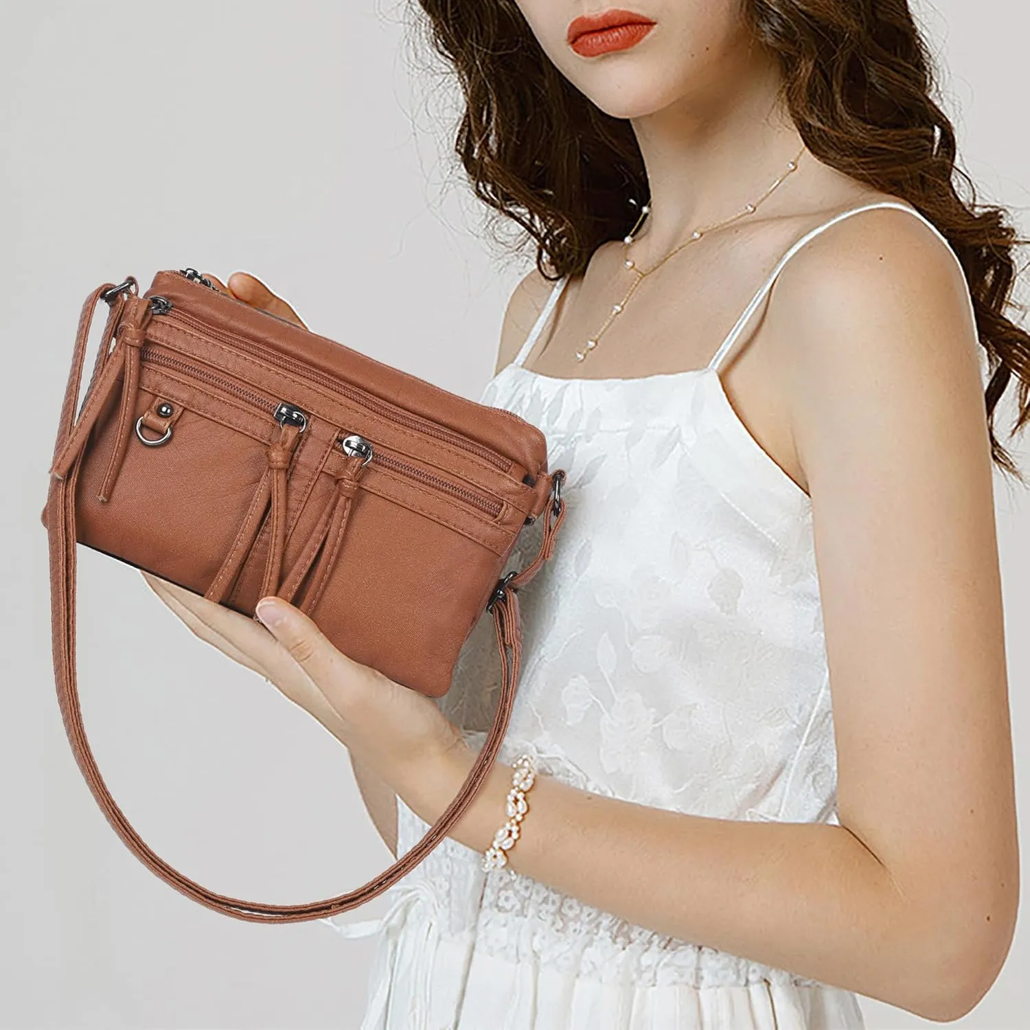 Angel Kiss Small Crossbody Bag for Women Leather Crossbody Purse Triple Compartments Cell Phone Purse Shoulder Bags for Women