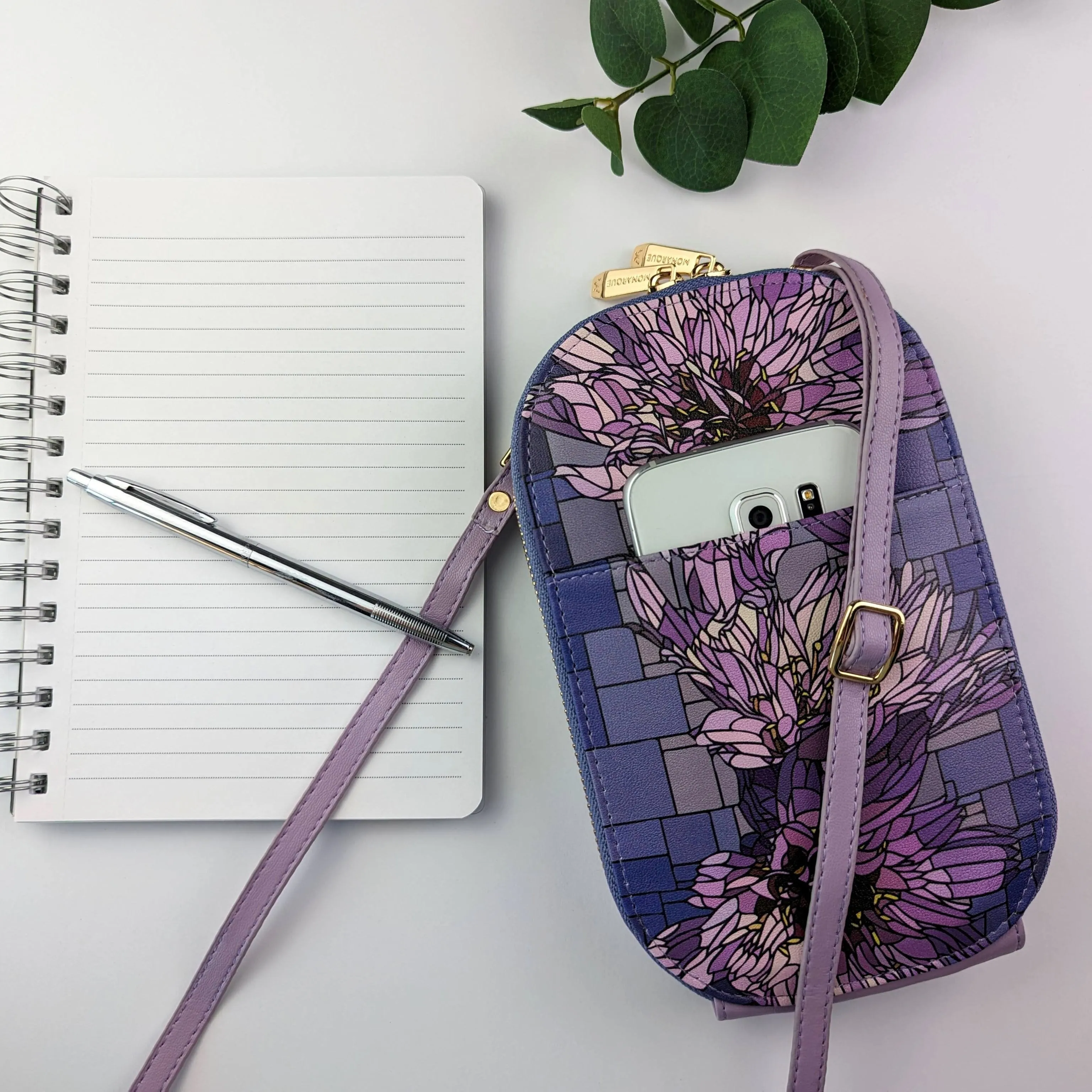 Art Glass Cupids Dart Crossbody