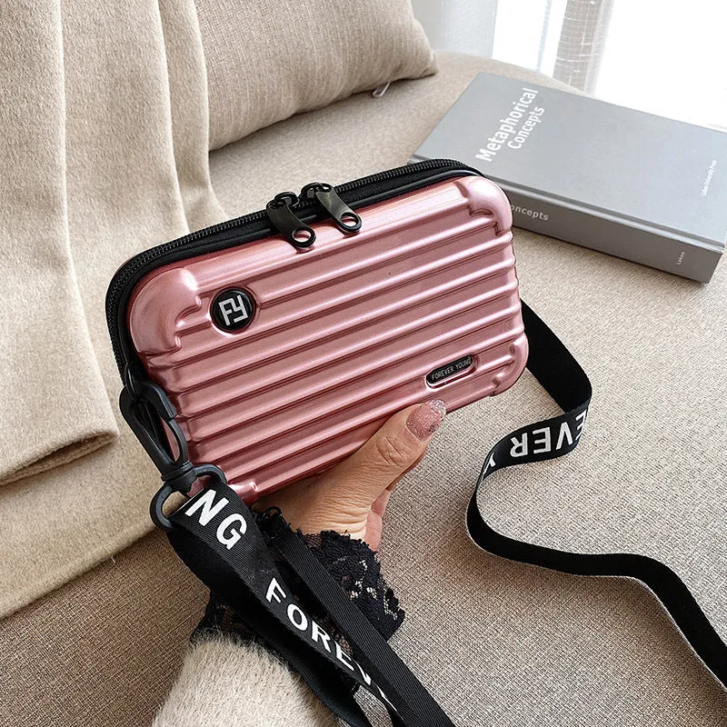 Beautiful Hard Shell Wash Portable Storage Cosmetic Bags