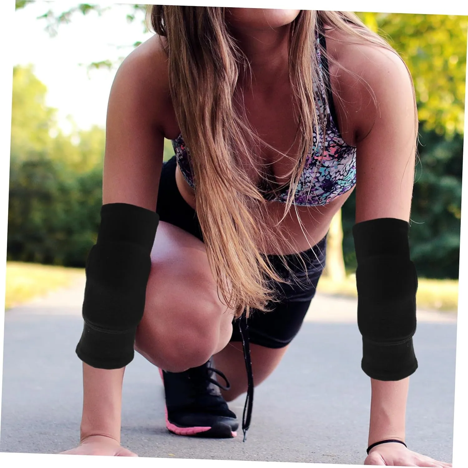 BESTYASH 1 Pair Elbow Support Brace for Sports Comfortable Elbow Protector for Men Women Breathable for Full Range of Motion for Tennis Fitness Activities