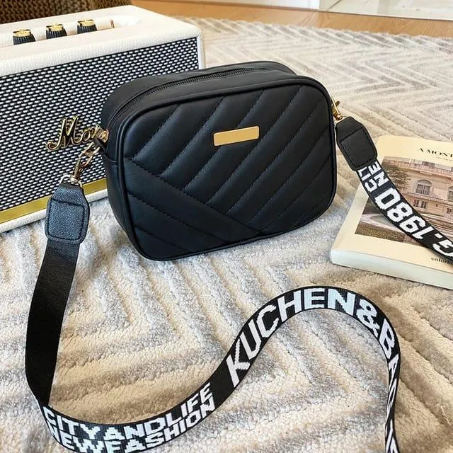 Black Everyday Essential Crossbody