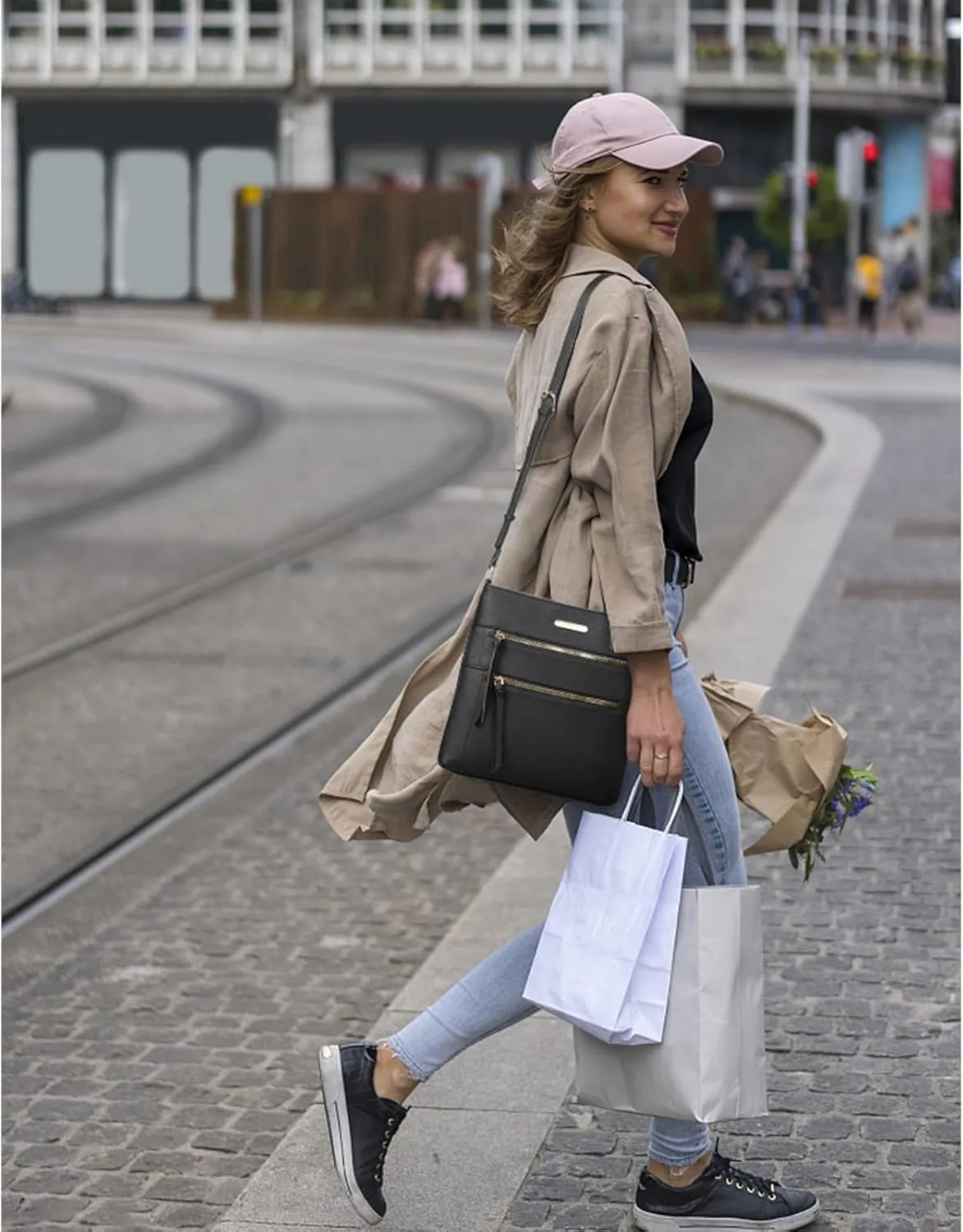 BOSTANTEN Crossbody Bags Purses for Women Trendy Soft Vegan Leather Shoulder Handbags with Adjustable Strap Zipper Pocket
