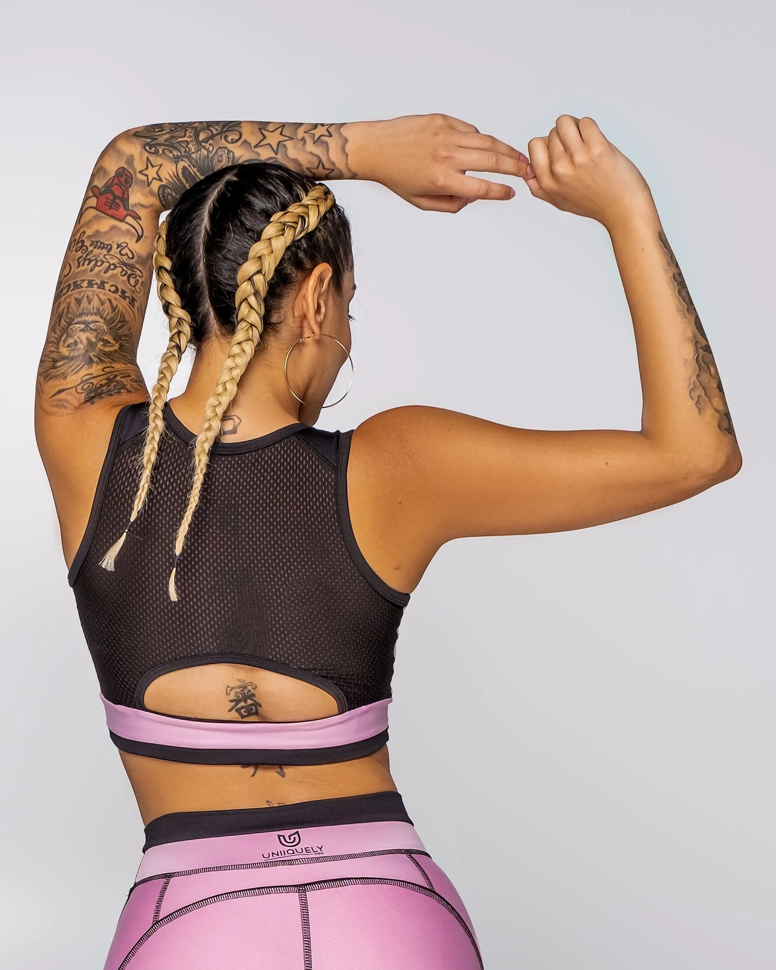 BREATHABLE SPORTS BRA