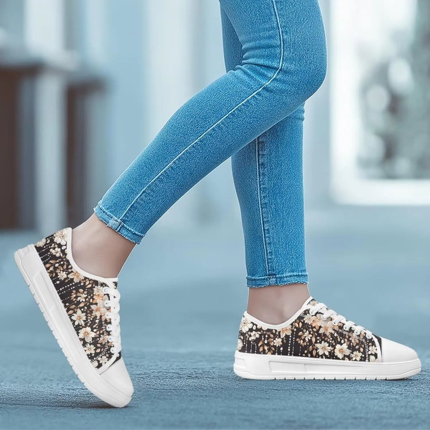 Canvas Shoes for Women Low Top Lace Up Tennis Shoes Girls Fashion Comfortable Sneakers Classic Casual Sneakers