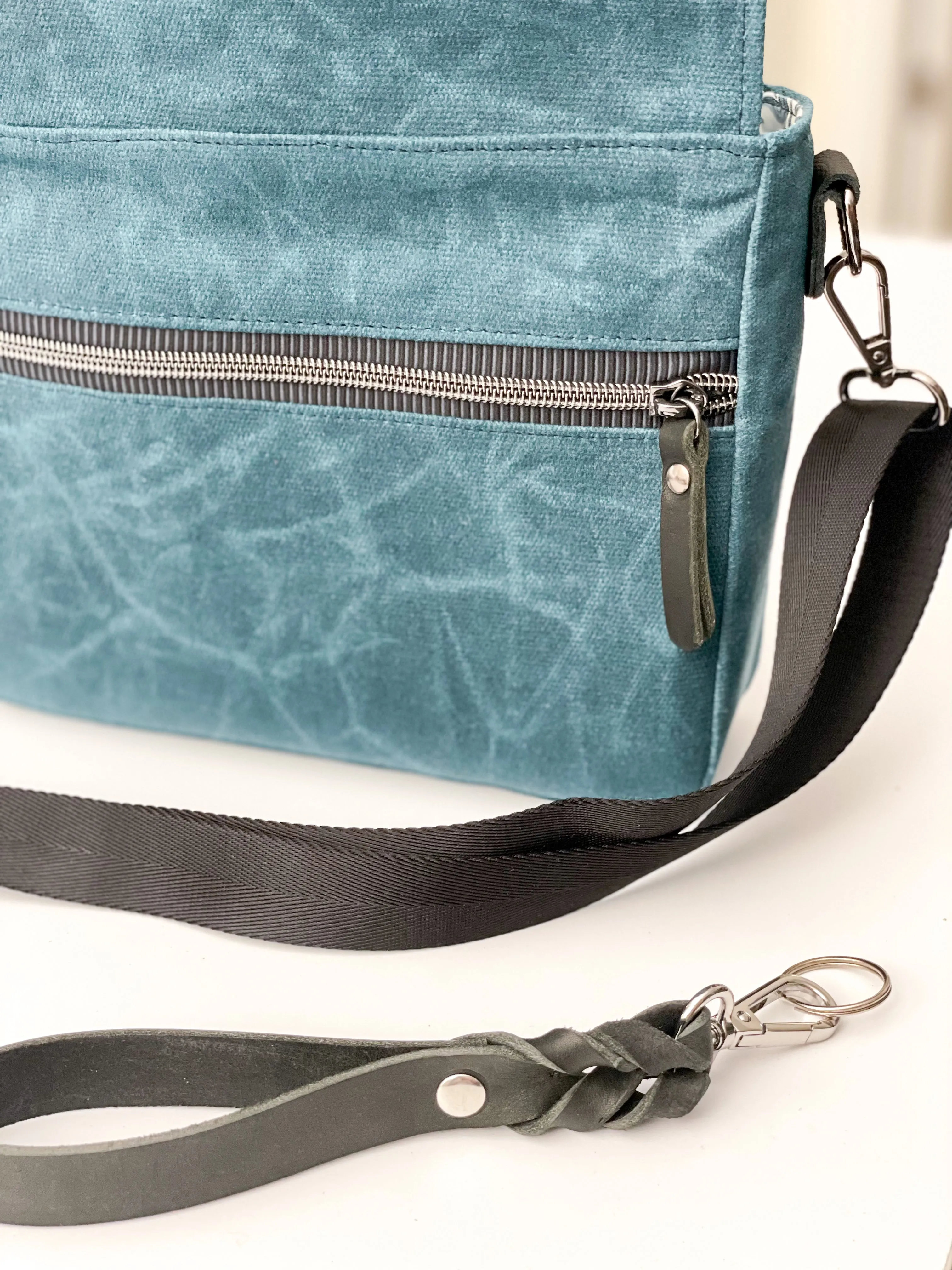Classic Crossbody