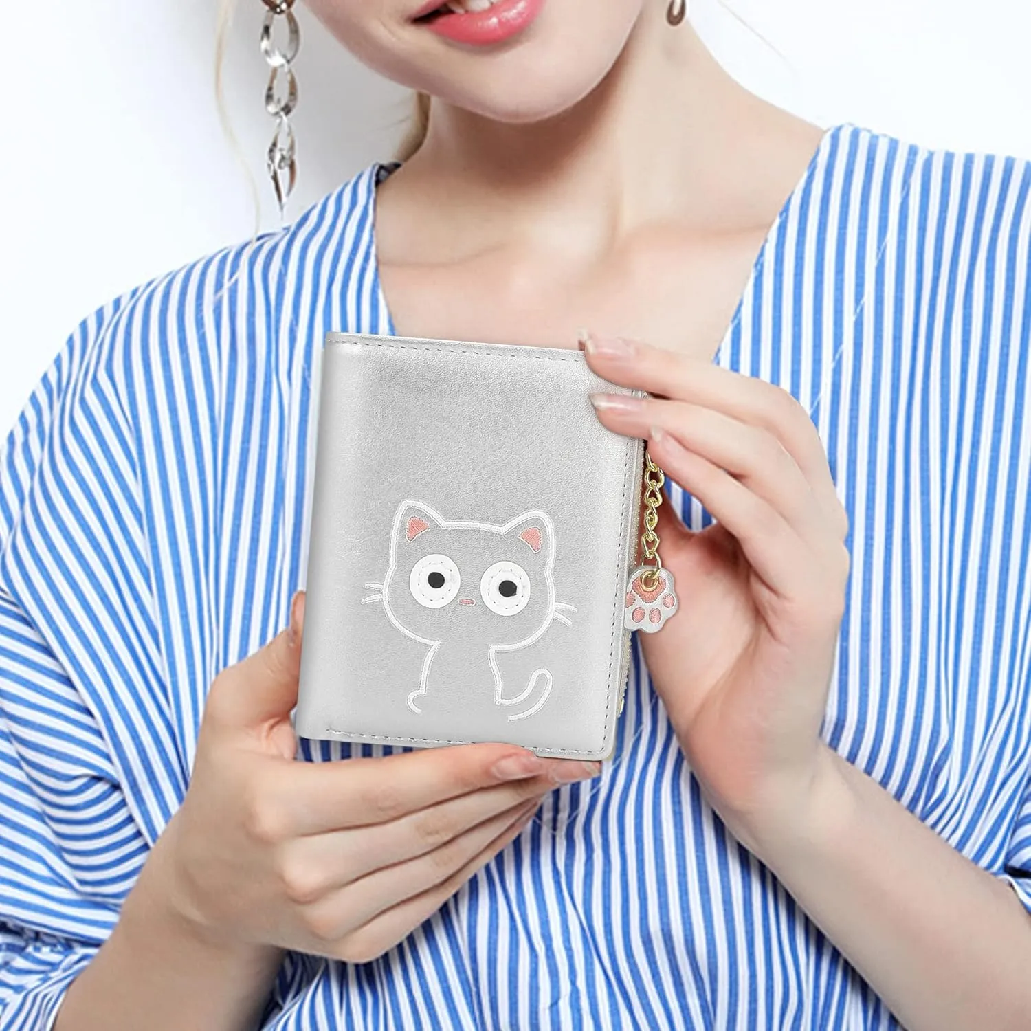CONISY Cute Wallets for Women, Leather RFID Blocking Small Bifold Wallet with Zipper Coin Purse for Girls and Ladies Womens Wallet (Cat Silver)