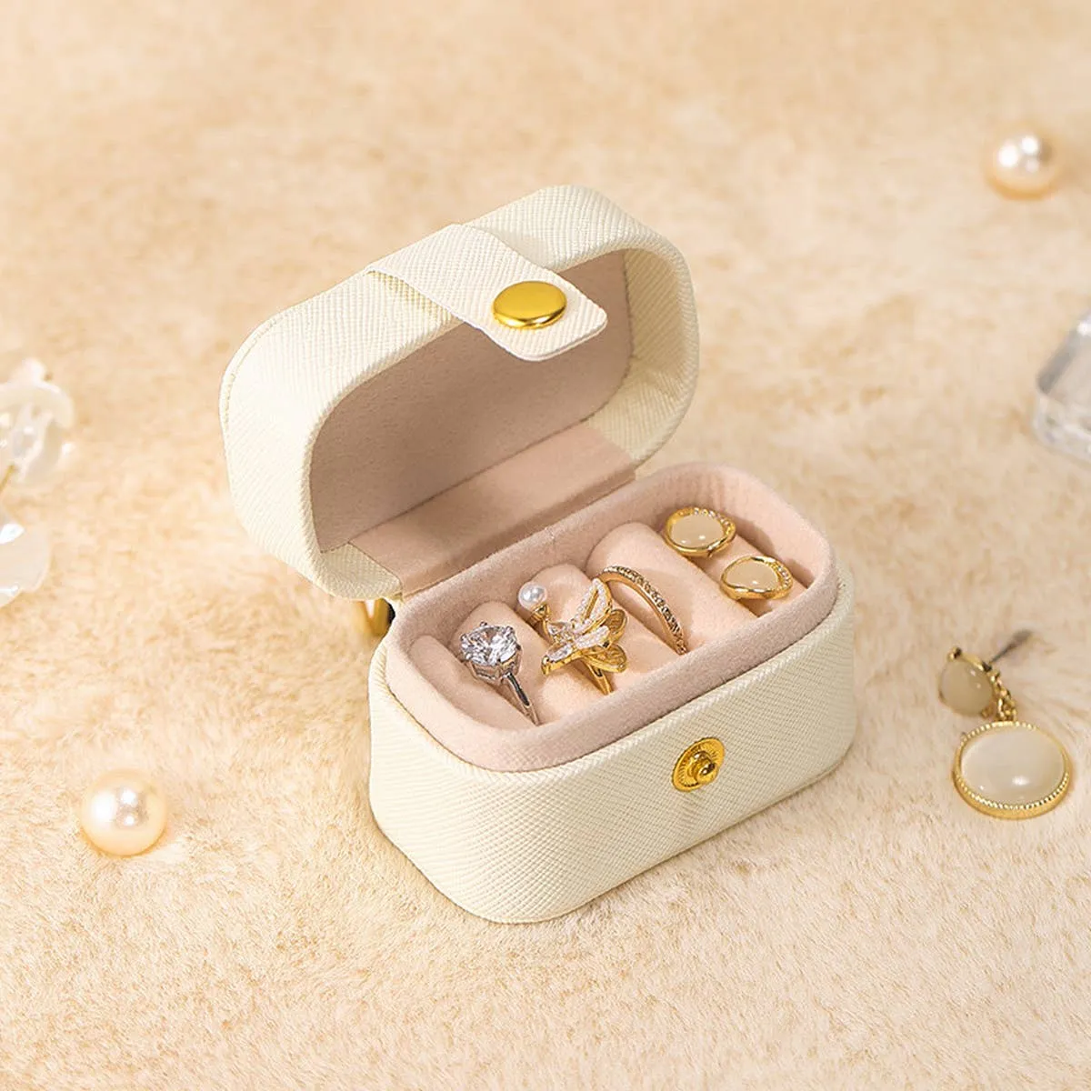CWMM1686-WHITE-OS SOLID COLOR PORTABLE EARRING STORAGE BOX