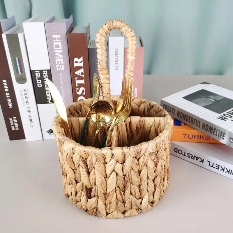 Handmade Woven Round Storage Basket Simple Hand Placement Basket for Home Decor