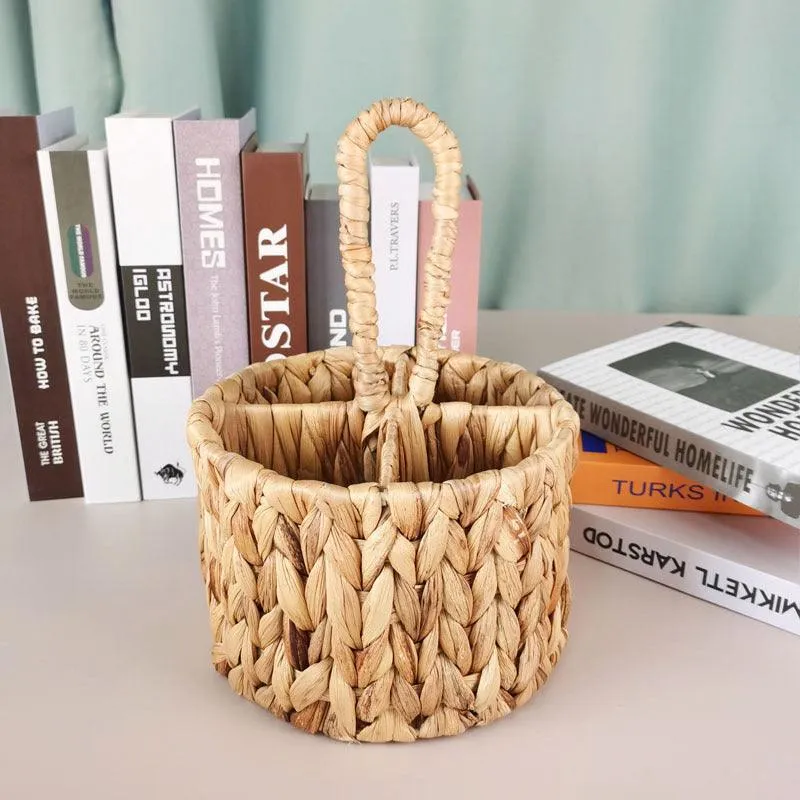 Handmade Woven Round Storage Basket Simple Hand Placement Basket for Home Decor
