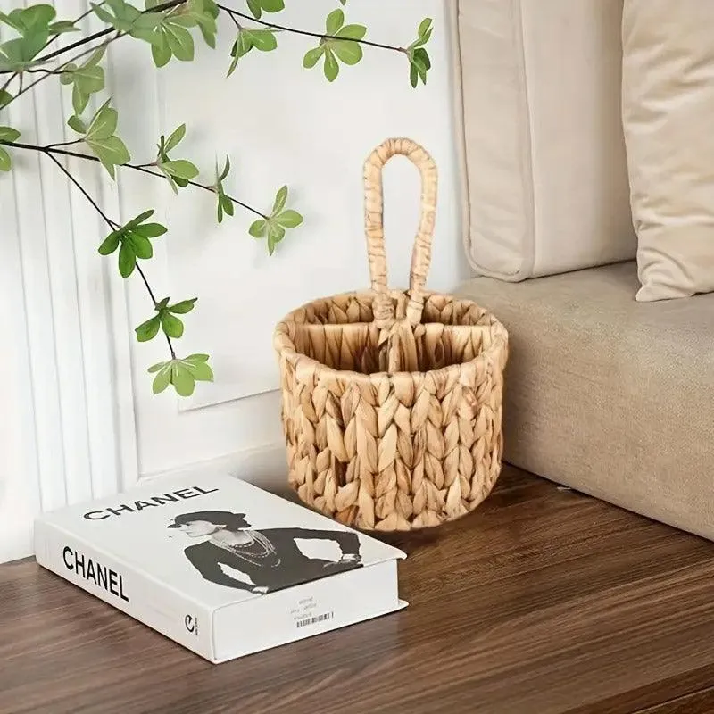 Handmade Woven Round Storage Basket Simple Hand Placement Basket for Home Decor
