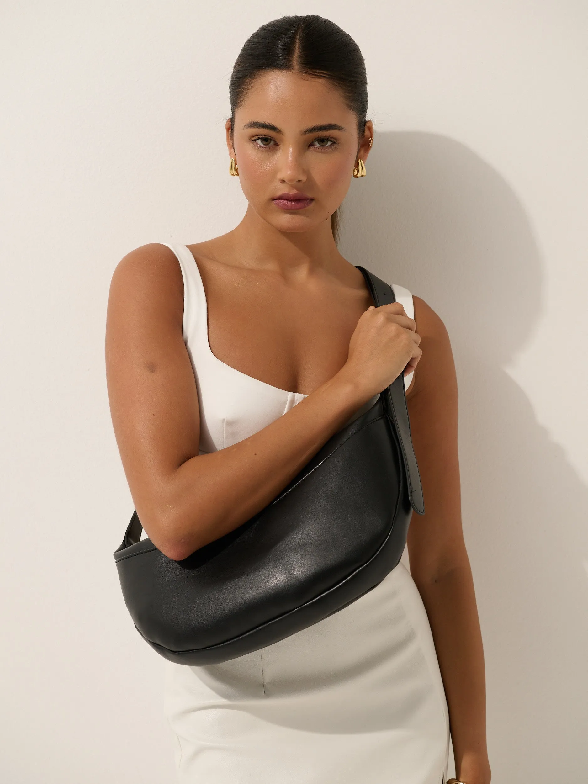 Hobo Crossbody Bag in Black