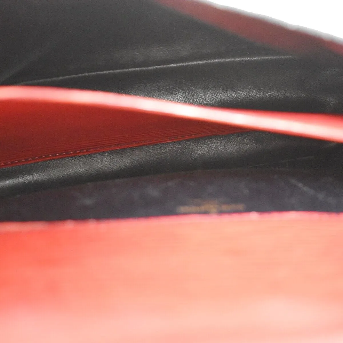 Louis Vuitton Cartouchiere  Leather Shoulder Bag ()