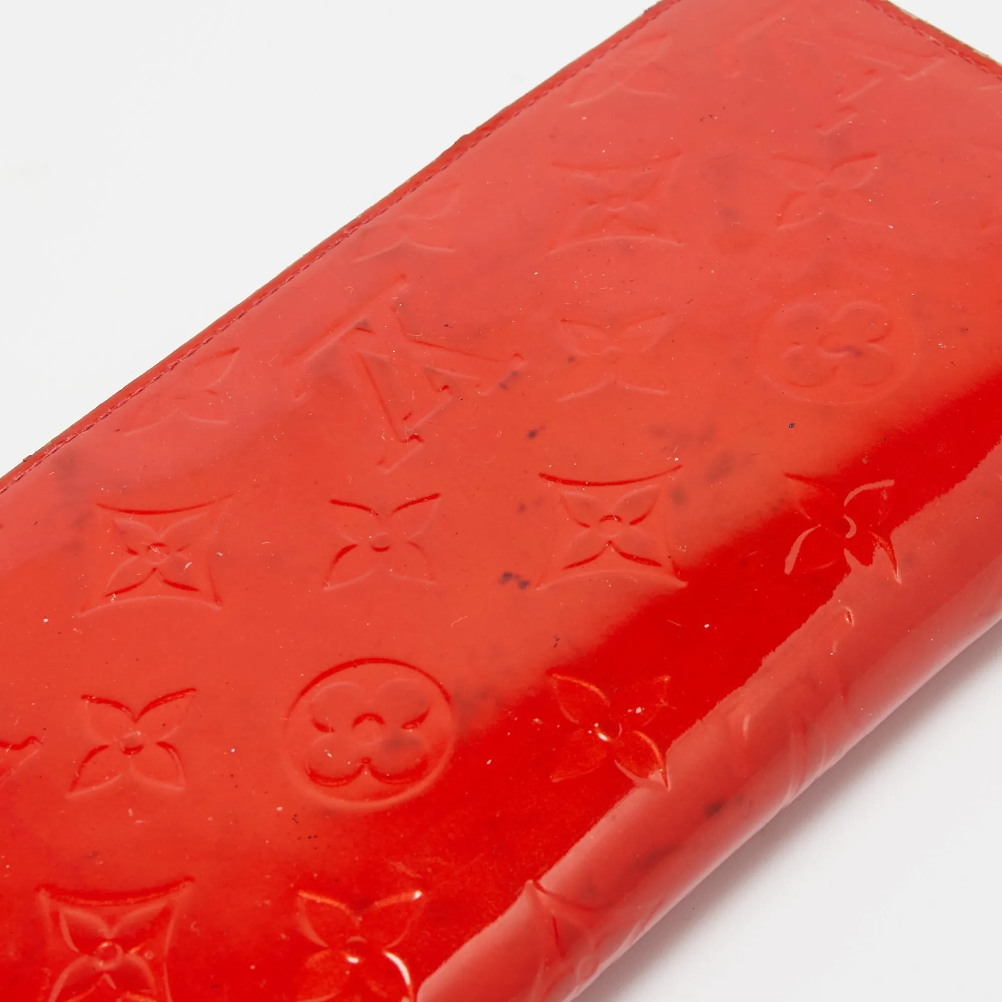 Louis Vuitton Pomme D&rsquo;amour Monogram Vernis Zippy Wallet
