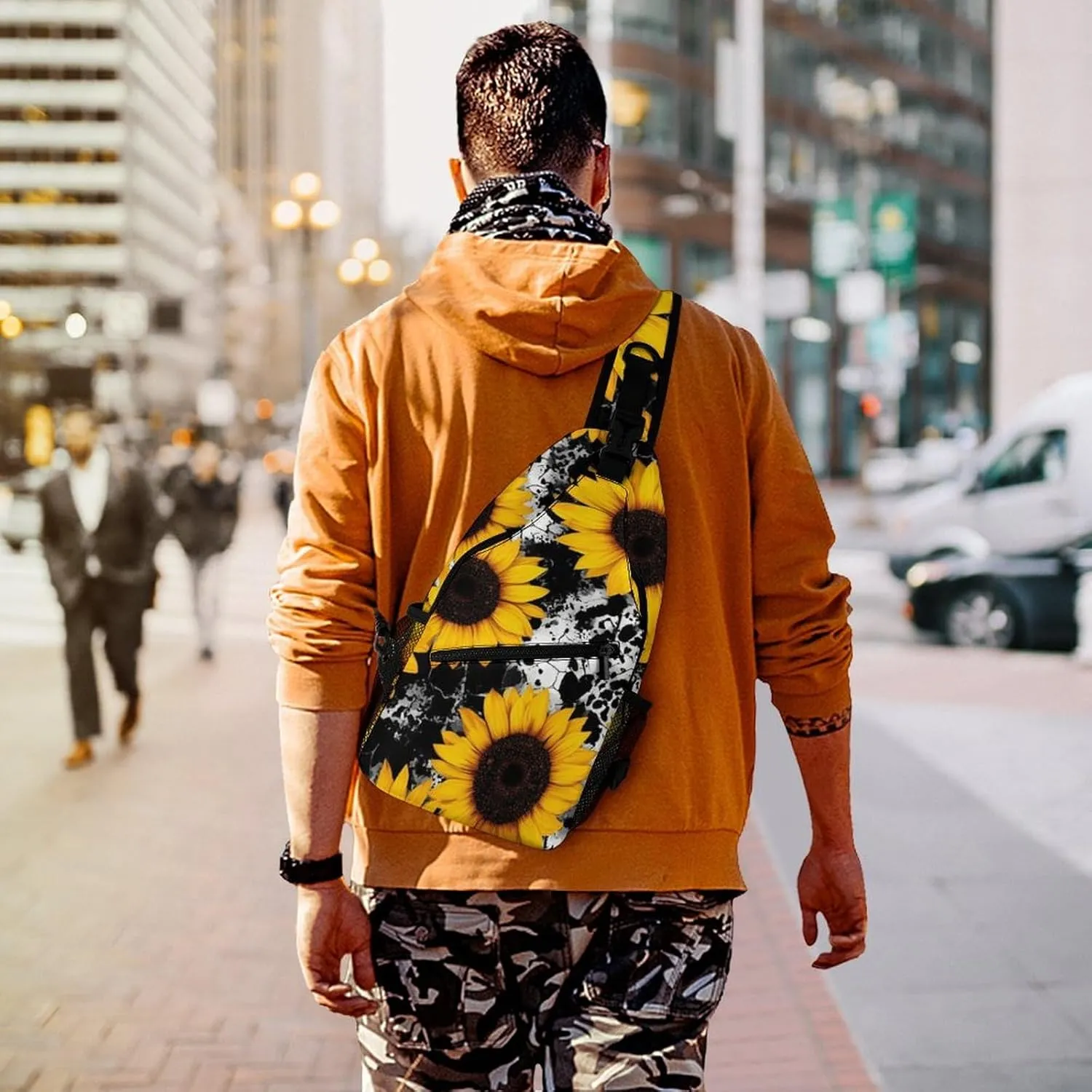Mens Crossbody Sling Bag Chest Backpack with Adjustable Shoulder Strap Fanny Pack Gym Bag 80s Vintage Cow Print Sunflowers Shoulder Daypack