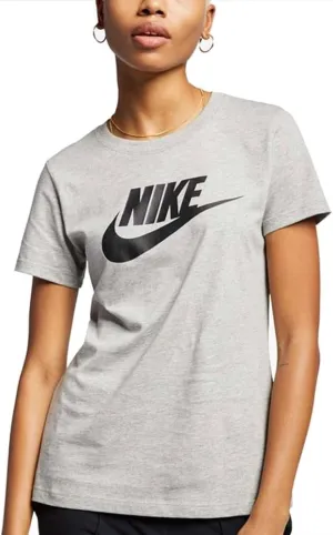 Nike Women's Casual Sports