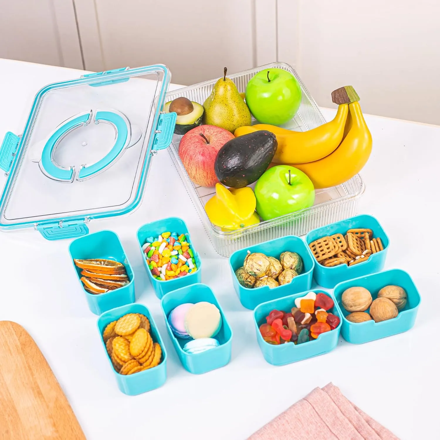 Patent Design Ribbed Snackle Box Container Divided Serving Tray with Lid and Handle -Charcuterie Container Portable Storage Organizer for Candy, Fruit, Beach, Picnics（1 pcs, Lake blue）