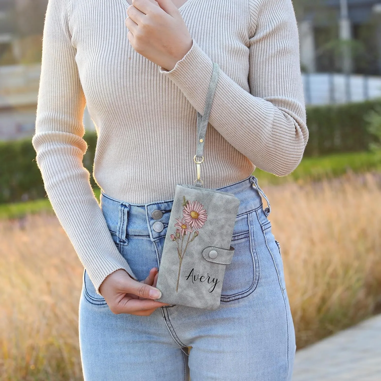 Personalized Wallet for Women, Custom Birth Flower & Name Detachable Leather Wristlet, Stylish Card Holder Purse with Zipper Large Capacity Wallet Mother's Day Gifts for Mom (Light Gray)