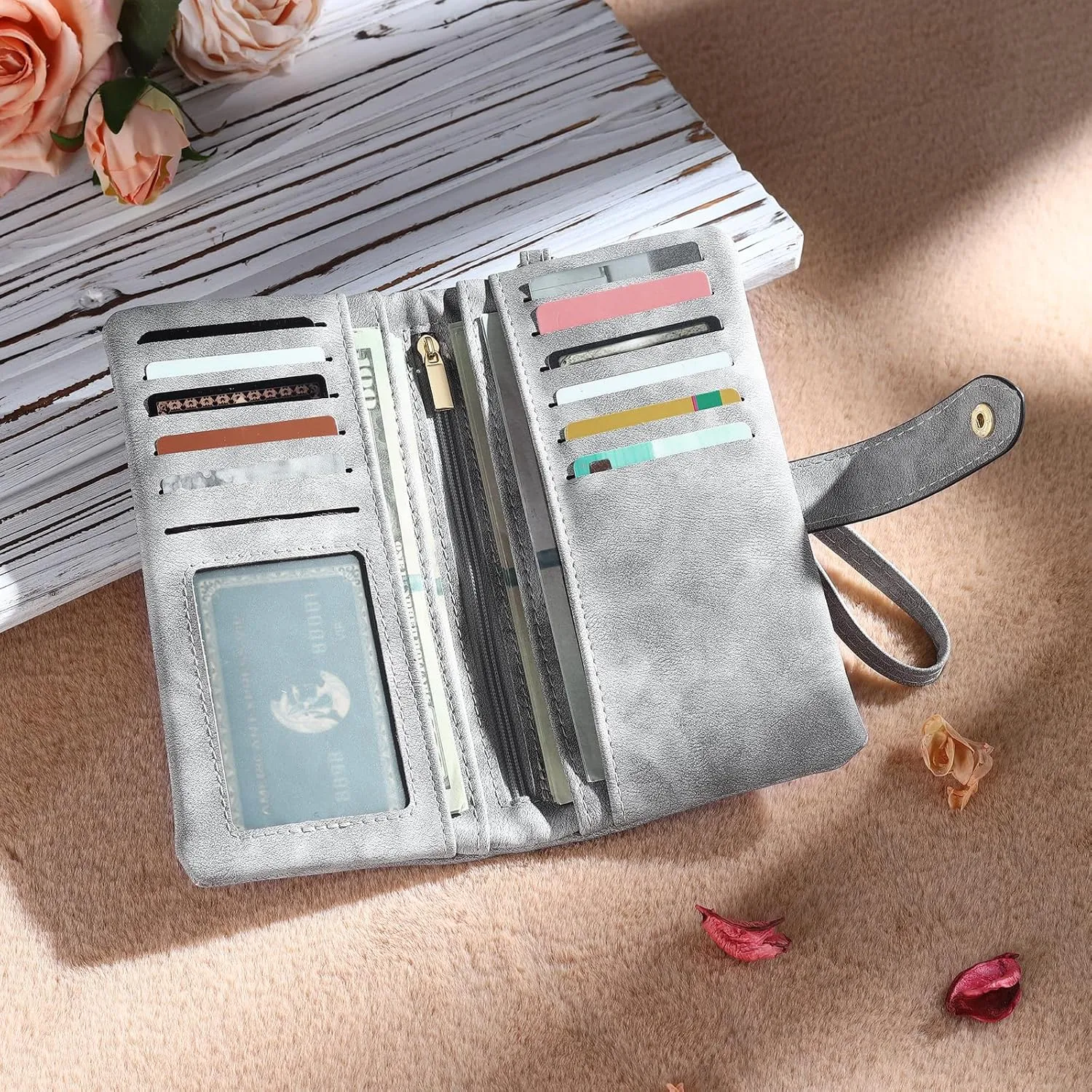 Personalized Wallet for Women, Custom Birth Flower & Name Detachable Leather Wristlet, Stylish Card Holder Purse with Zipper Large Capacity Wallet Mother's Day Gifts for Mom (Light Gray)