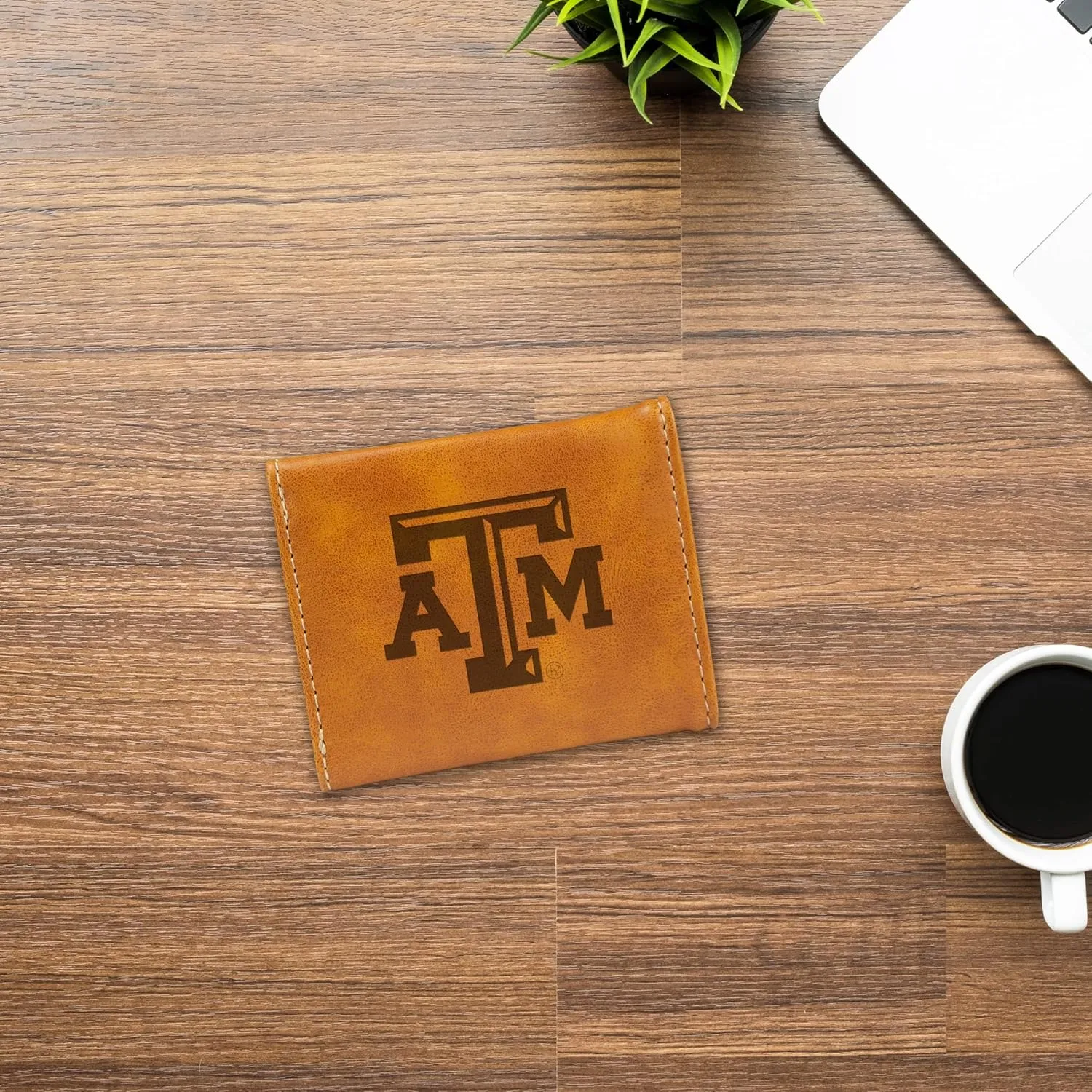 Rico Industries NCAA Laser Engraved Trifold Laser Engraved Tri-Fold Wallet - Men's Accessory