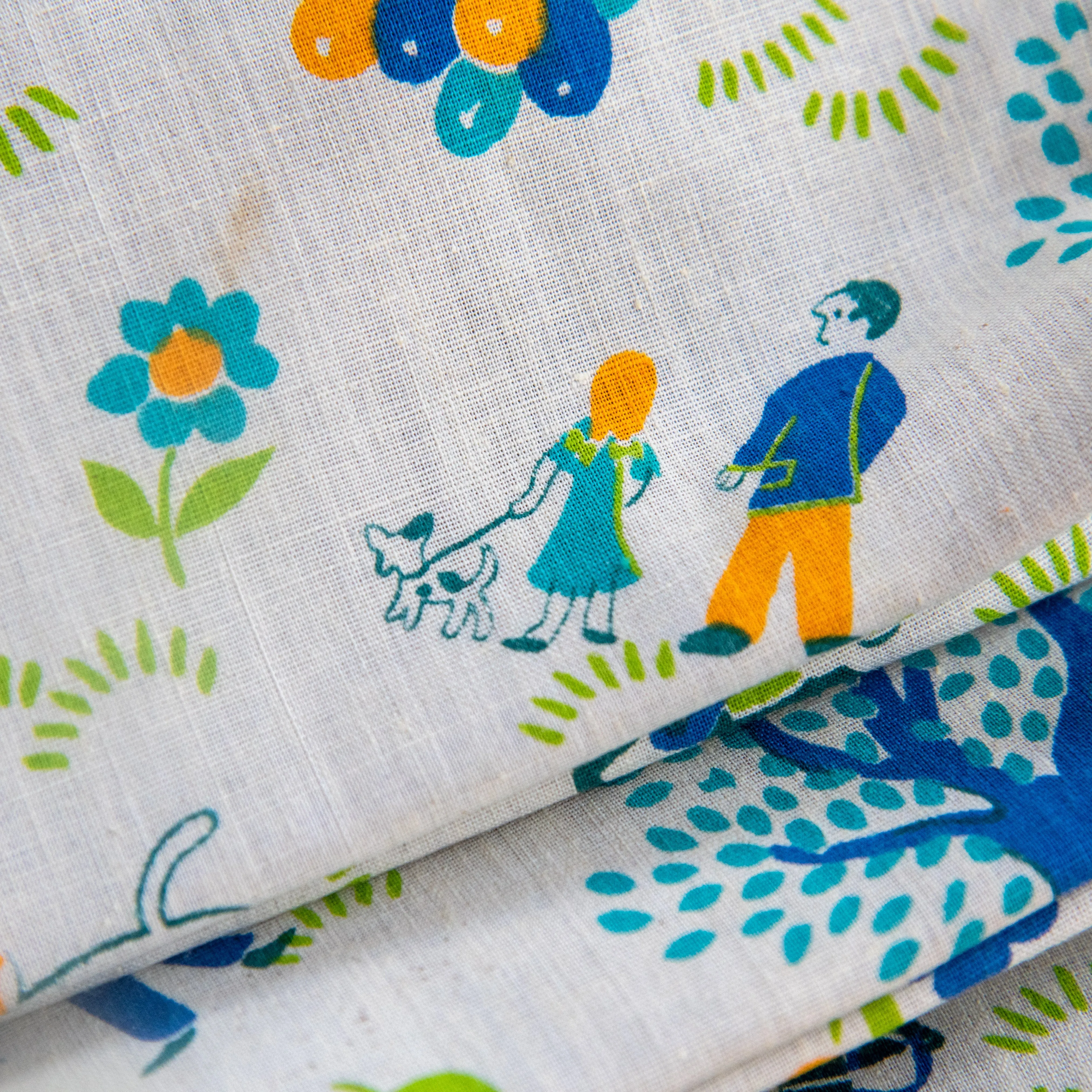 Spender Pouch with Mid-Century Cotton Print: Eddie