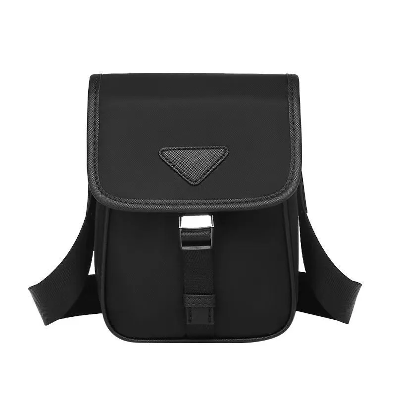 Vertical shoulder bag