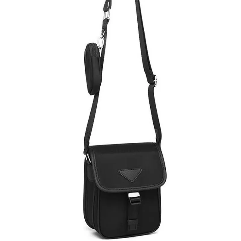 Vertical shoulder bag