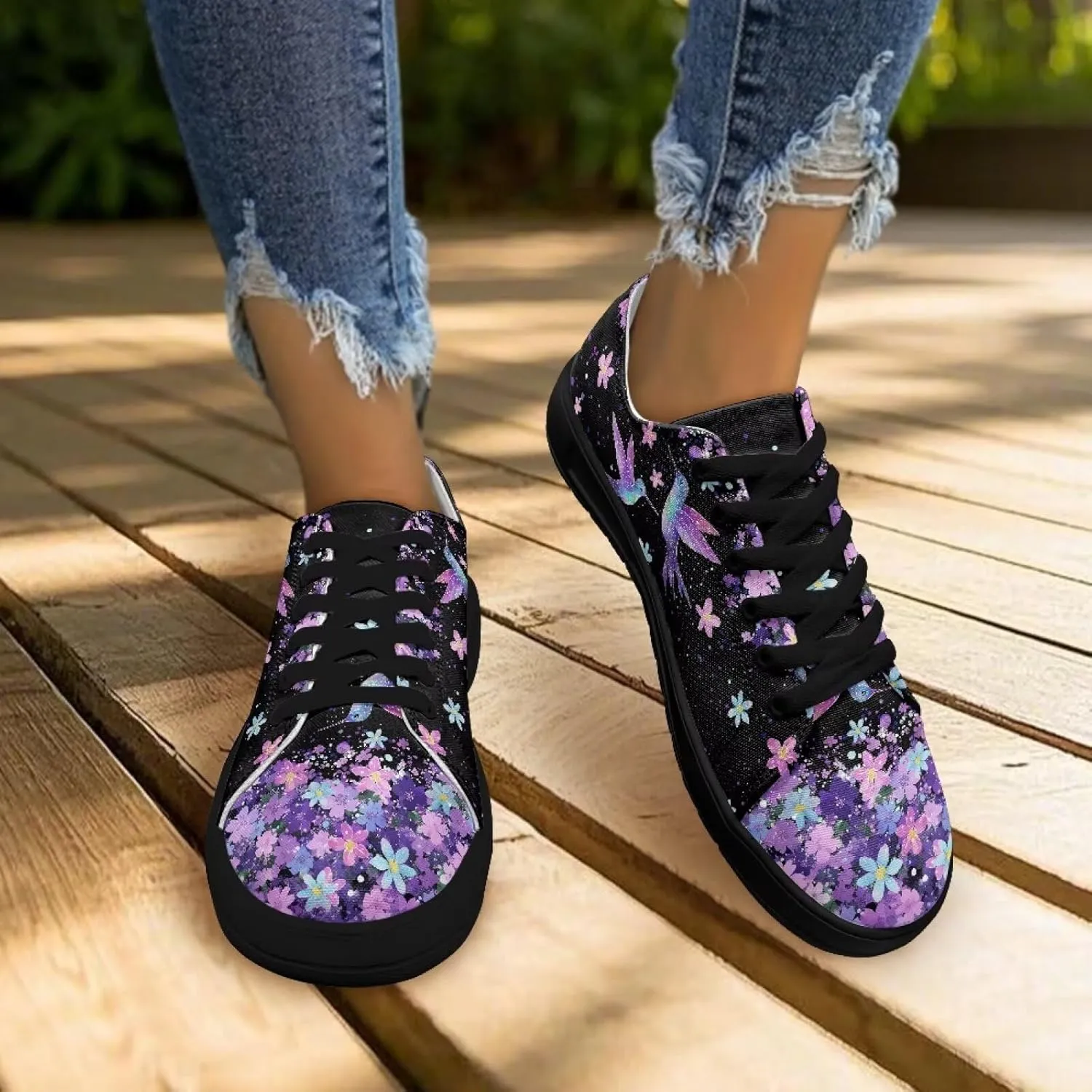 Women's Casual Canvas Sneakers Comfortable Low Top Walking Shoes Classic Lightweight Tennis Shoes Fashion Sneakers