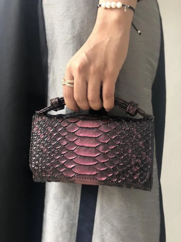 Women's Clutch Leather Collection - CHLOE