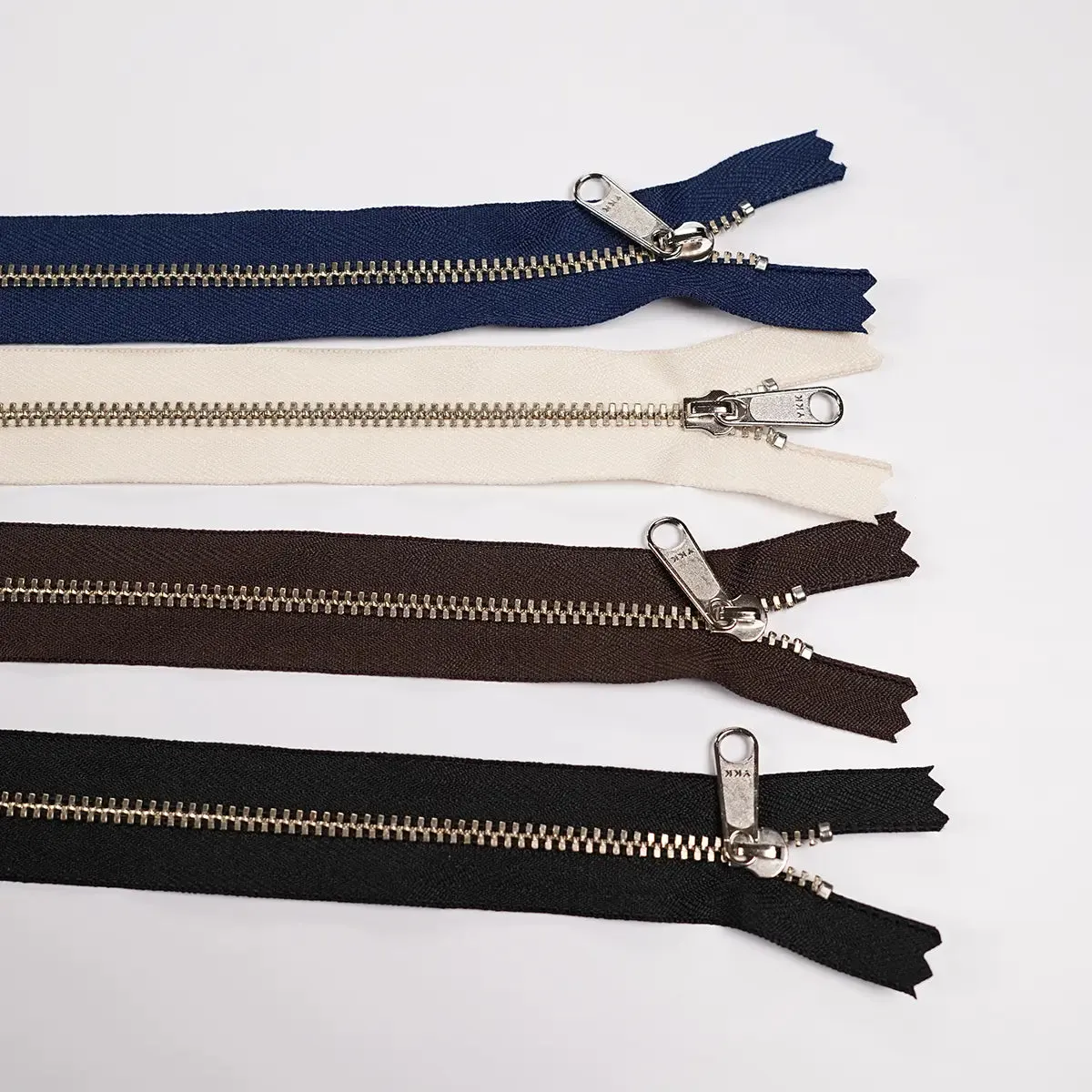 YKK 4.5 Nickel Bag Zipper Long Pull 9 Inch